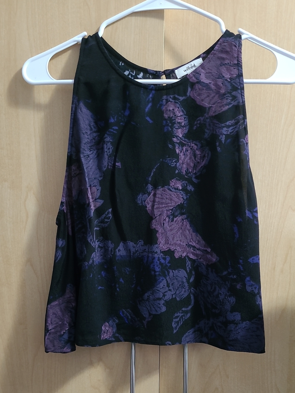 Aritzia - Wilfred Whimsigoth Black Crop Top with Purple Floral Motif